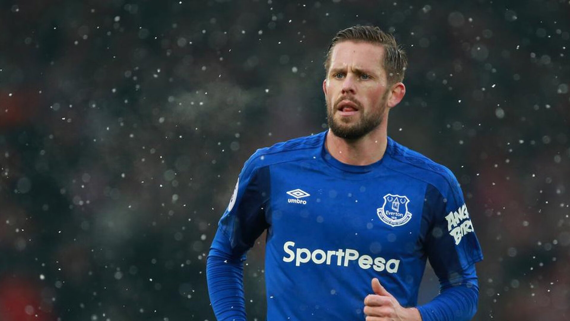 季后赛生涯里，蒂伊多次在比赛尾声投中“关键三分”，帮助球队取得胜利！